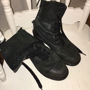 Doc Martens Boots